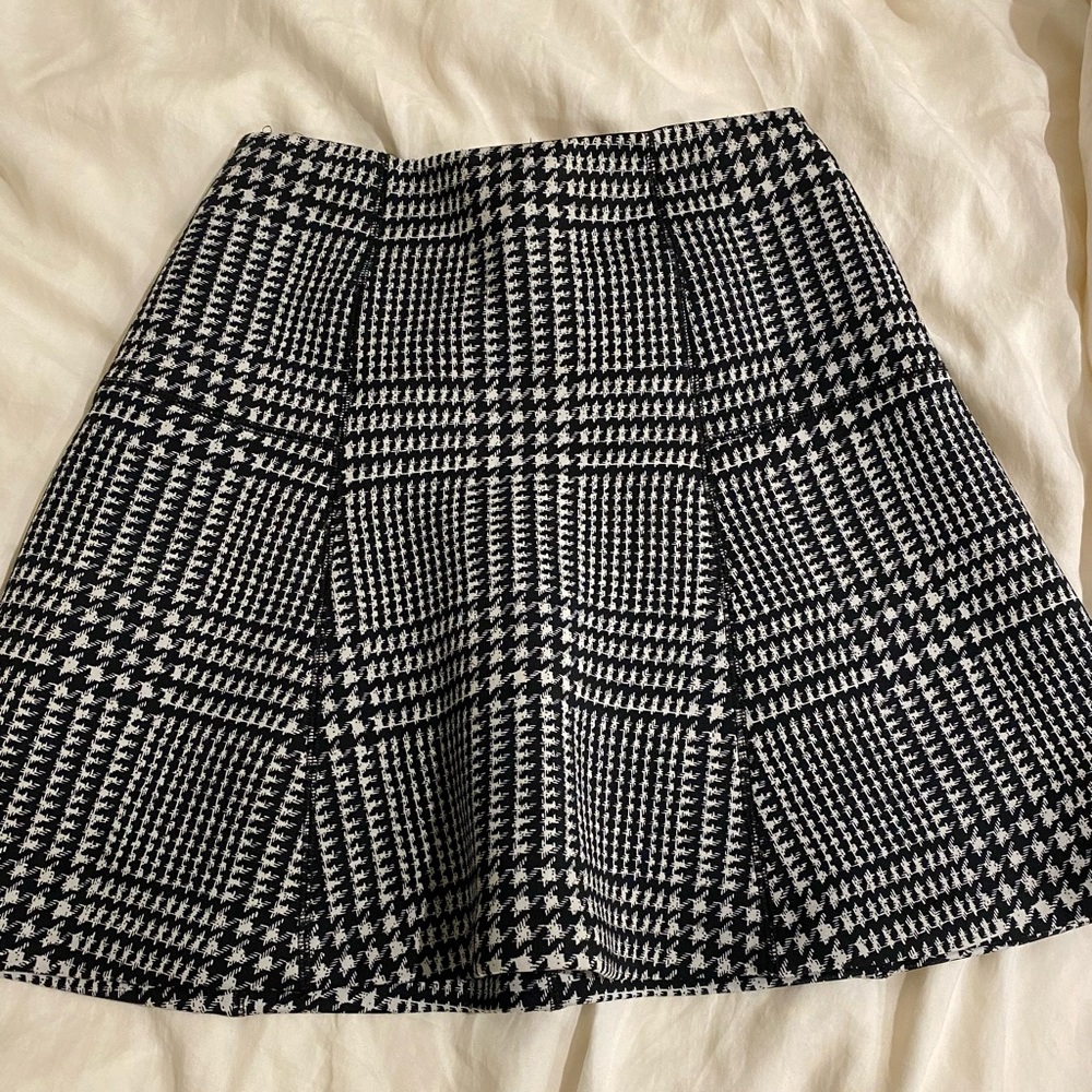 Patterned skirt with a slight flare on the bottom from J McLaughlin.